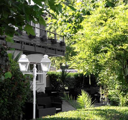 L Auberge De La Pointe Сустон Экстерьер фото